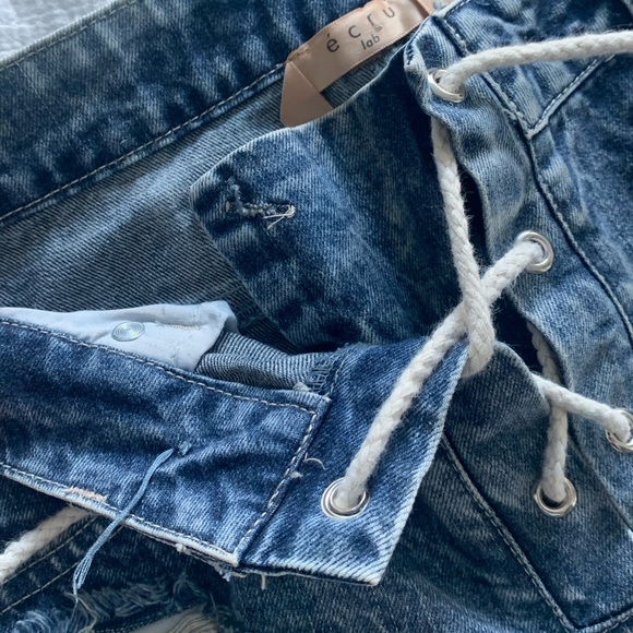 Jean shorts - Picture 3 of 4